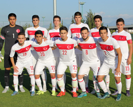 U18 Milli Takm ek Cumhuriyetine 1-0 yenildi