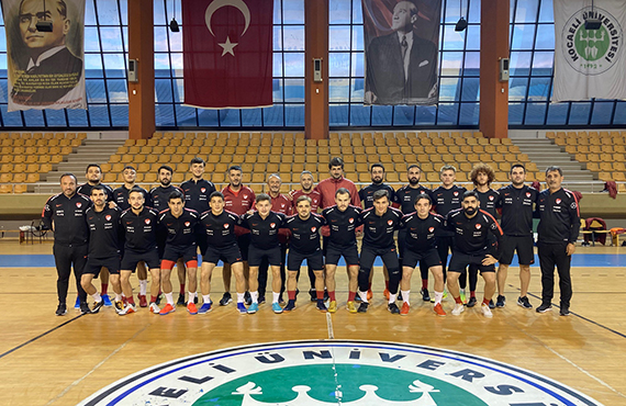 Futsal Milli Takm Yunanistan mann hazrlklarn srdryor