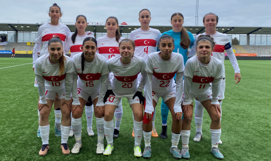 U19 Kadn Milli Takm, spanya'ya 4-0 Yenildi