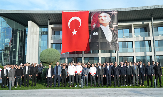 Ulu nderimiz Gazi Mustafa Kemal Atatrk' Andk