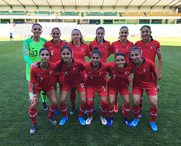 Womens U17s beat Moldova: 4-2
