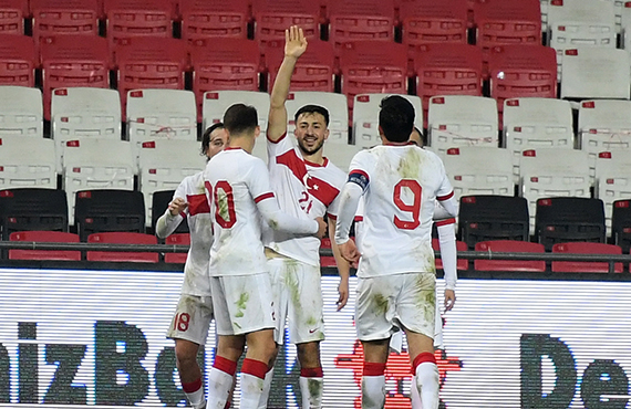 mit Milli Takm, Avusturya'y 3-2 yendi