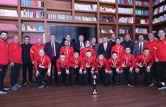 TFF'den Down Sendromlular Milli Takm'na baar ödülü