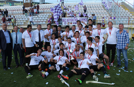 U19 Trkiye ampiyonas'n Hacettepe Spor kazand