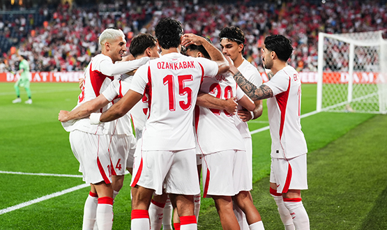 T&uuml;rkiye 4-0 Kuzey Makedonya<br />
�kinci Yar� Oynan�yor