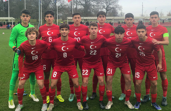 U16 Milli Takm, ngiltere'ye 3-1 yenildi