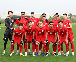 U17 Mill� Tak�m�m�z, Hindistan�� 6-1 Ma�lup Etti