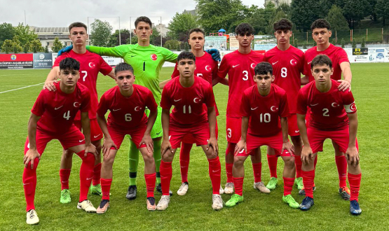 U16 Mill Takm'nn Drtl Turnuva Aday Kadrosu Akland