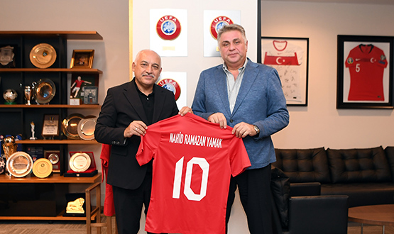Nahid Ramazan Yamak'tan, TFF Bakan Mehmet Bykeki'ye Ziyaret