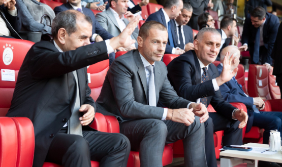 TFF President Hacosmanolu Watched Galatasaray - Elfsborg Match