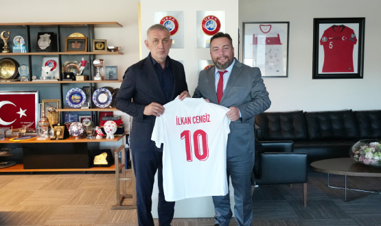 lkan Cengiz'den TFF Bakan Hacosmanolu'na Ziyaret