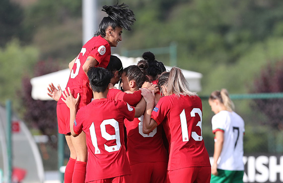 Kadn A Millî Takm, Bulgaristan' 3-1 yendi