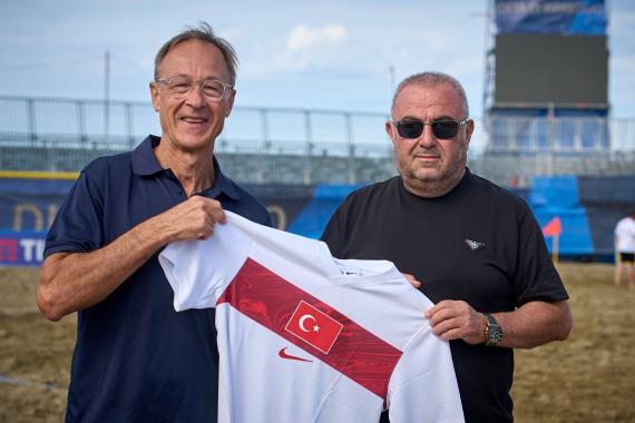 Orjinal boyutlar� i�in t�klay�n�z