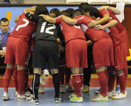 Futsal Milli Takm, Moldovaya 4-3 yenildi