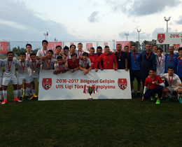 Blgesel Geliim U15 Liginde ampiyon Kasmpaa