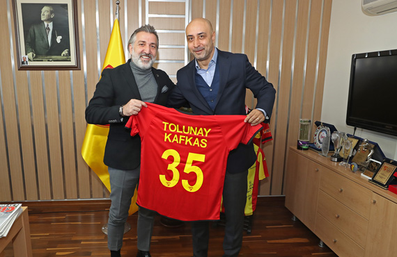 Tolunay Kafkas'tan Gztepe'ye ziyaret