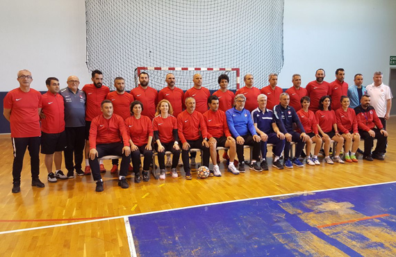 Futsal UEFA B Kursu tamamland