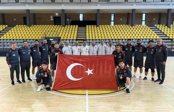 Orjinal boyutlar� i�in t�klay�n�z