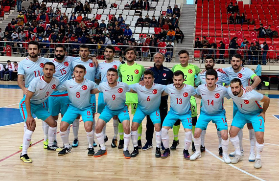Futsal Milli Takm, Tacikistan' 6-5 yendi