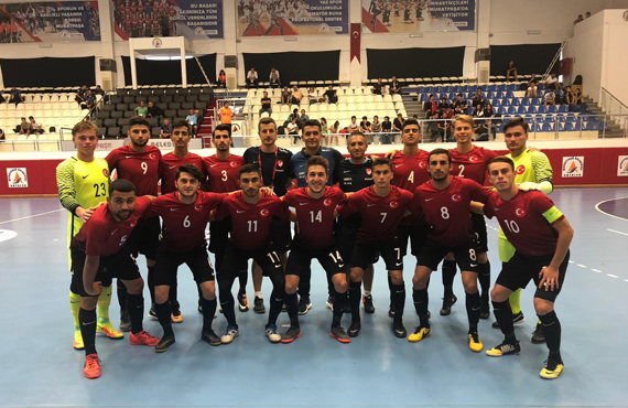 Futsal U19 Milli Takm, Hollanda'y 3-1 yendi