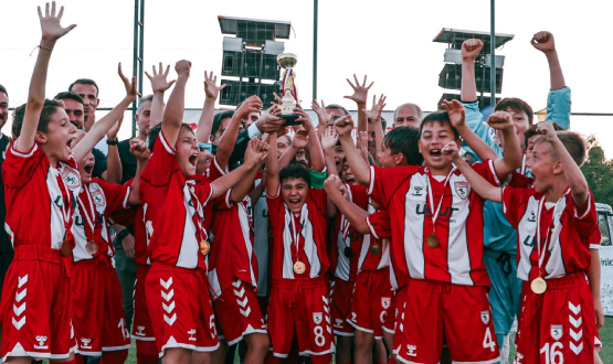 Samsun'da Dzenlenen 10 Ya Alt Futbol Turnuvas Sona Erdi