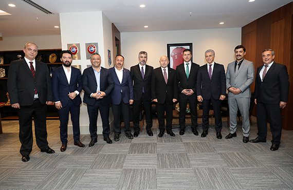 2. ve 3. Lig Kulpler Birlii'nden zdemir'e ziyaret