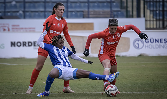 Kad�n Futbol Liglerinde Haftan�n Sonu&ccedil;lar�