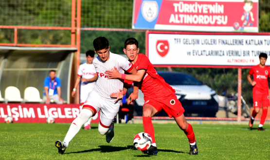 U15 Geli�im Ligi Finallerinde �lk G�n Tamamland�