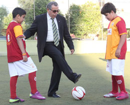 Gelecein Yldzlar futbol turnuvas balad