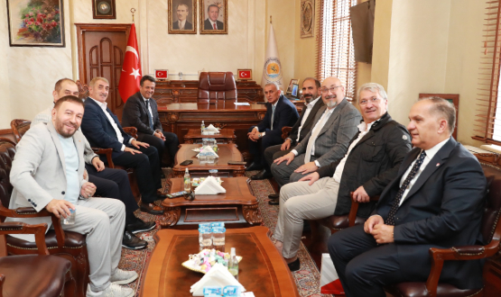 Bakan Hacosmanolu'ndan Samsun Bykehir Belediye Bakan Doan'a Ziyaret