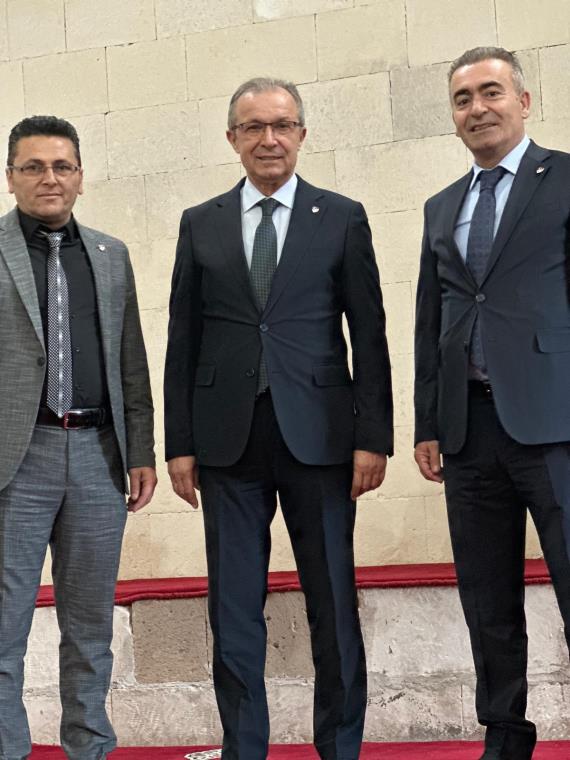 Orjinal boyutlar iin tklaynz