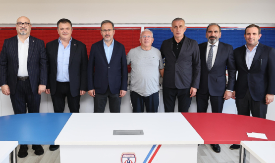 TFF Bakan Hacosmanolu, Altnordu Kulb'n Ziyaret Etti