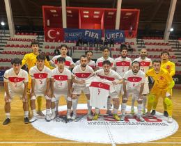 Futsal A Mill� Tak�m�m�z, Arnavutluk�u 7-3 Ma�lup Etti