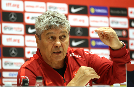 Mircea Lucescu: 