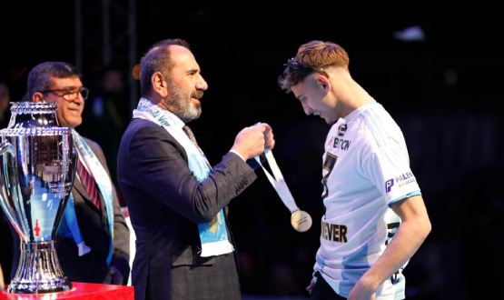 Trendyol S�per Lig'e Y�kselen Erzurumspor FK, Kupas�n� Ald�