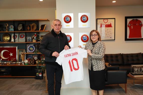 Orjinal boyutlar iin tklaynz