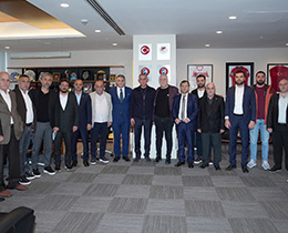 2. Lig Kulpler Birliinden TFF Bakan Hacosmanoluna Ziyaret