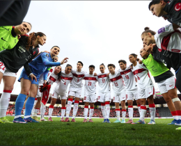 Kad�n A Mill� Tak�m�m�z, Sinop�ta �svi�re Kar��s�nda