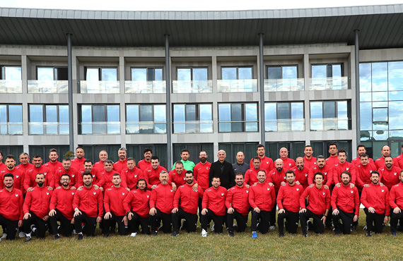 Atletik Performans Antrenr Eitim Program Riva'da yaplyor