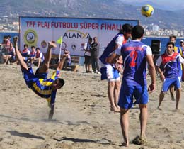 Plaj Futbolu Ligi eyrek final malar tamamland