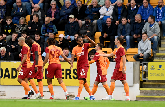 St. Johnstone 2-4 Galatasaray