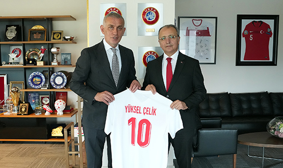 Yksel elik'ten, TFF Bakan Hacosmanolu'na Ziyaret