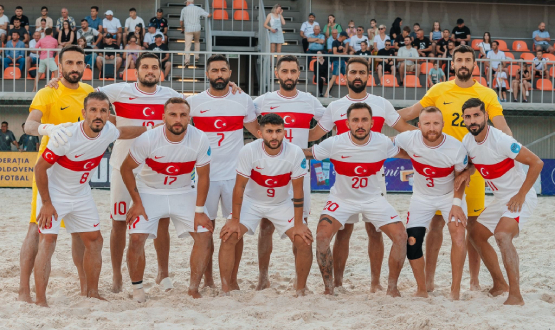 Plaj Futbolu A Milli Takmmz, Suudi Arabistan' 4-2 Malup Etti