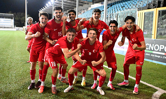 U20 Mill� Tak�m�m�z, Akdeniz Oyunlar�'nda Kuzey Makedonya'y� 3-0 Yendi