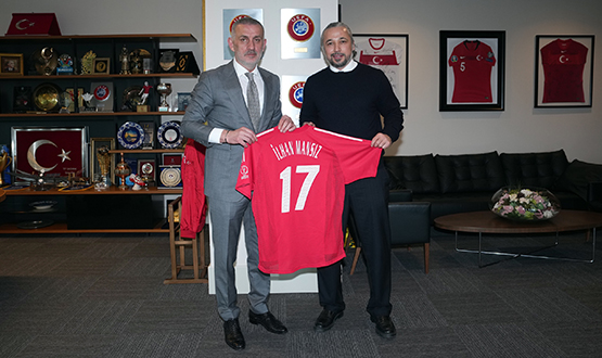 �lhan Mans�z, TFF Ba�kan� Hac�osmano�lu'nu Ziyaret Etti