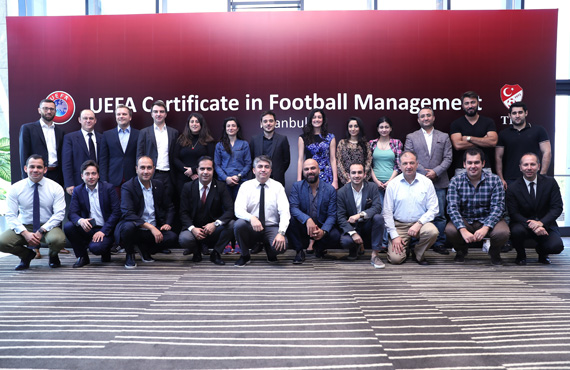UEFA Futbol Ynetimi Sertifika Program'nn 2. Semineri Riva'da yapld