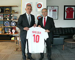Yksel elikten, TFF Bakan Hacosmanoluna Ziyaret