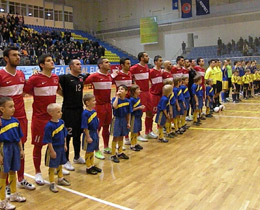 Futsal Milli Takm, Ukraynaya 12-2 yenildi