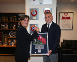 TFF Ba�kan� Hac�osmano�lu, Vincenzo Montella ile Bir Araya Geldi