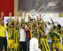 Efes Pilsen Futsal Liginde ampiyon stanbul niversitesi oldu